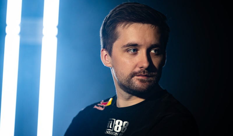 JD Gaming 教练：其实英雄联盟这个游戏不是说前期劣势就一定会输