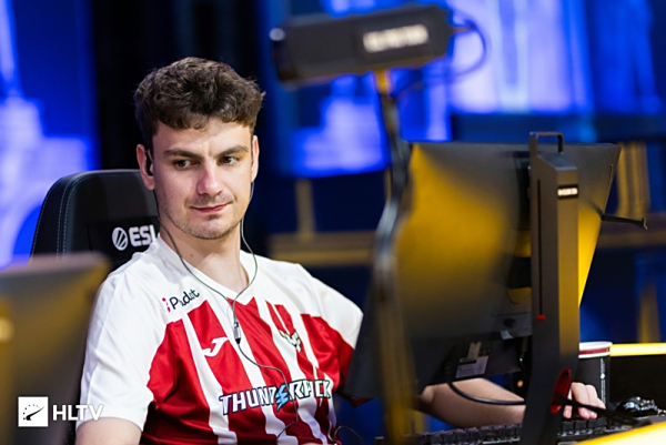 官方公告：前CS职业选手SLOWLY（孙克伦）正式加入其Valorant阵容